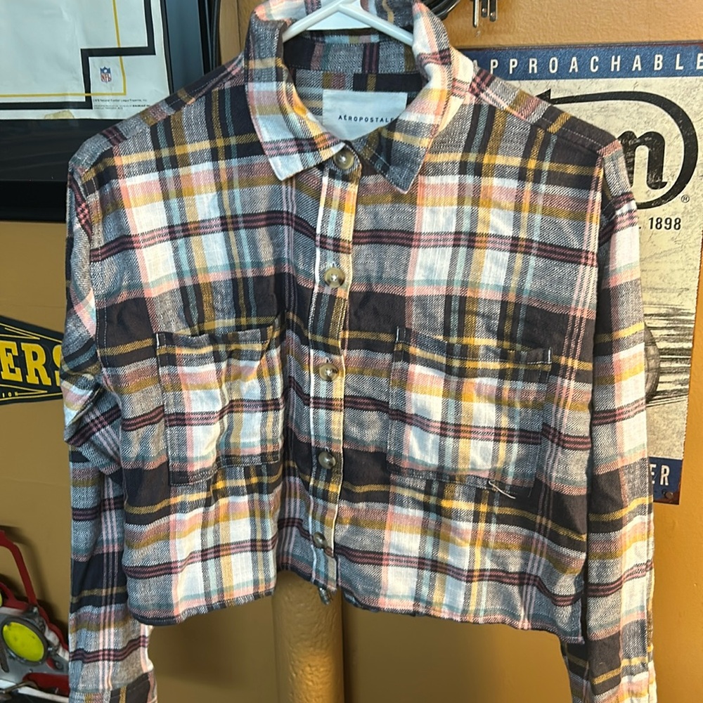 Aeropostale crop top flannel